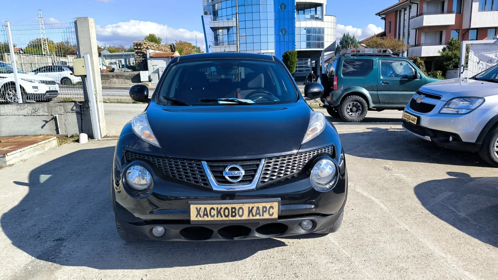 Nissan Juke 1.6i Turbo , снимка 2 - Автомобили и джипове - 56637867