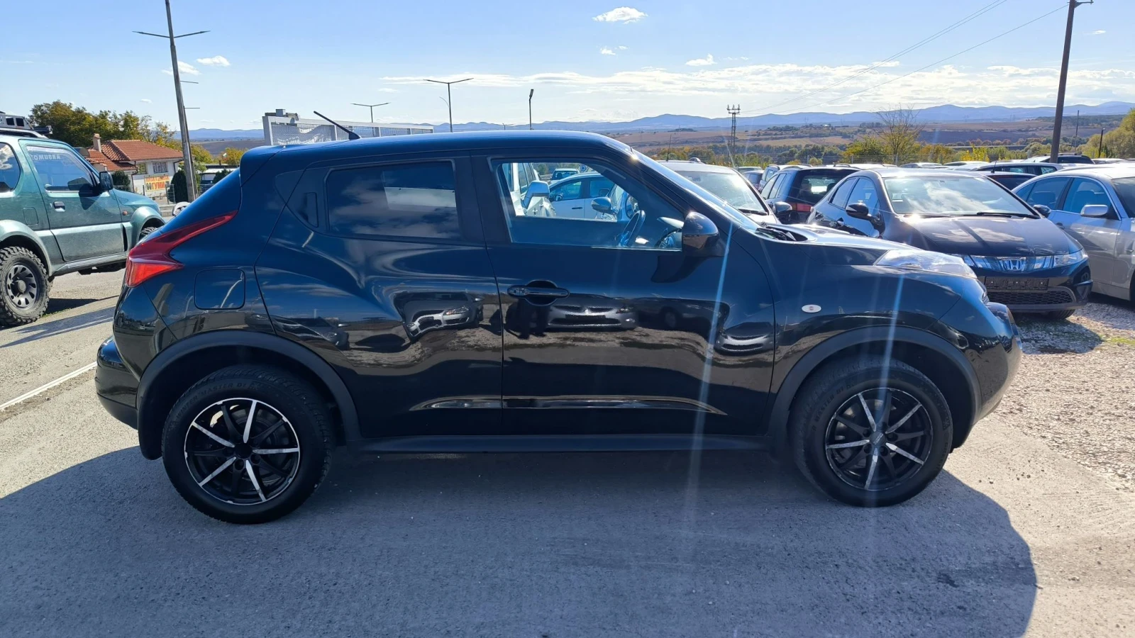 Nissan Juke 1.6i Turbo , снимка 4 - Автомобили и джипове - 56637867