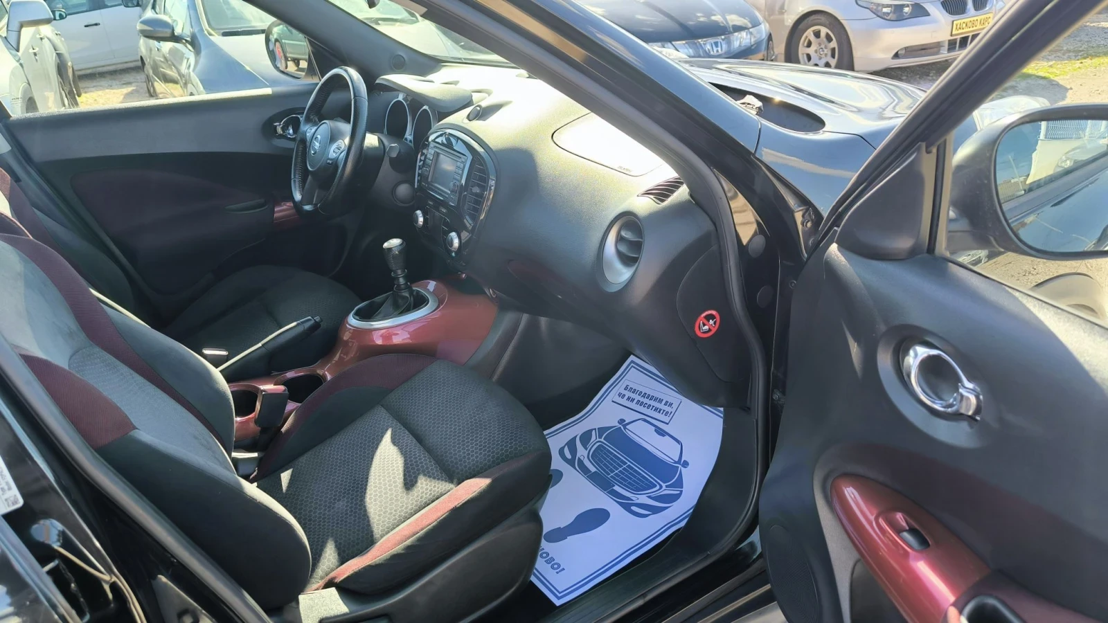 Nissan Juke 1.6i Turbo , снимка 7 - Автомобили и джипове - 56637867