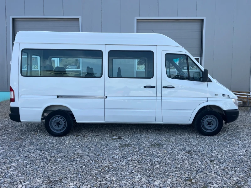 Mercedes-Benz Sprinter 211 2.2CDI климатик/9места, снимка 2 - Бусове и автобуси - 47311104