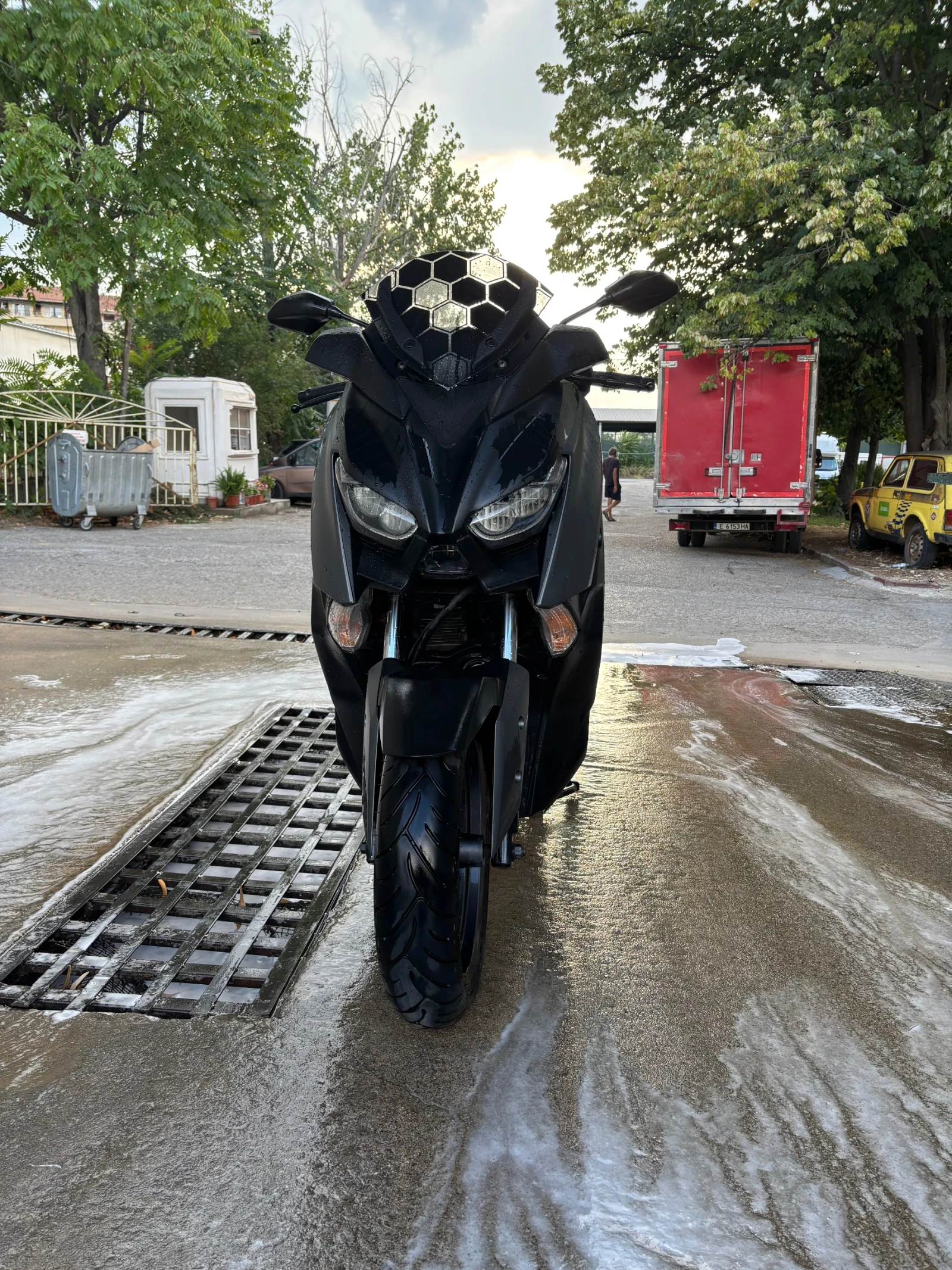 Yamaha Black X-Max, снимка 3 - Мотоциклети и мототехника - 55136515