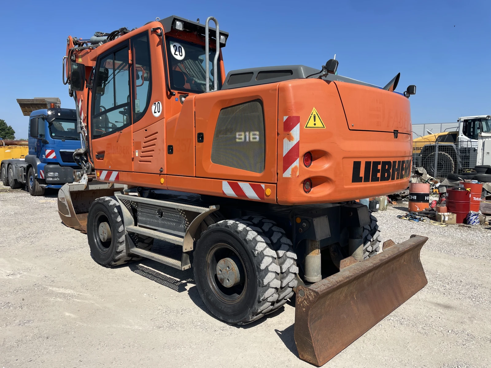 Багер Liebherr A 916 - изображение 4