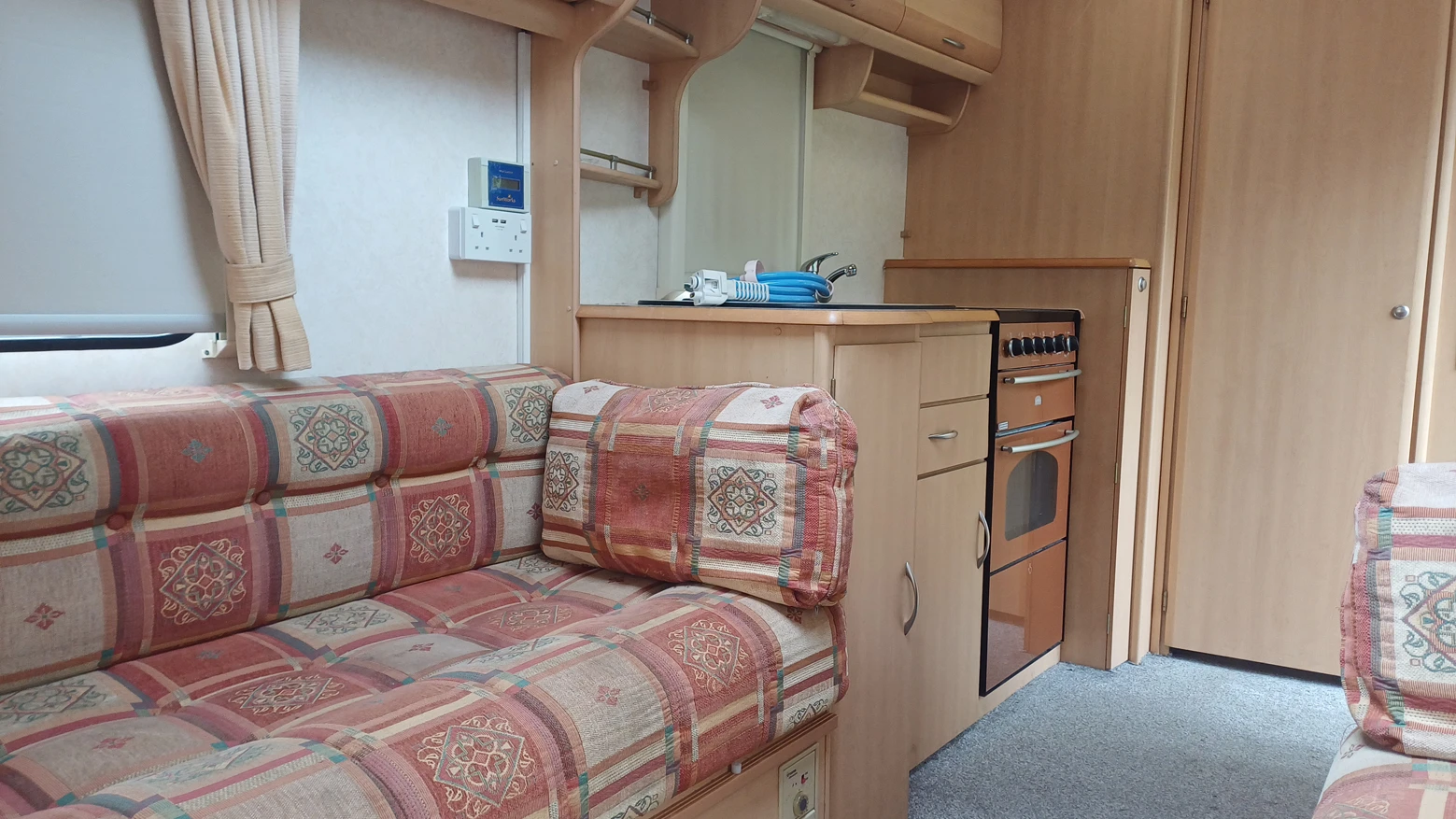 Каравана Coachmen СОЛАР/МУВЪР/ФОРСЕЛ/ ДУШ КАБИНА/TV - изображение 10