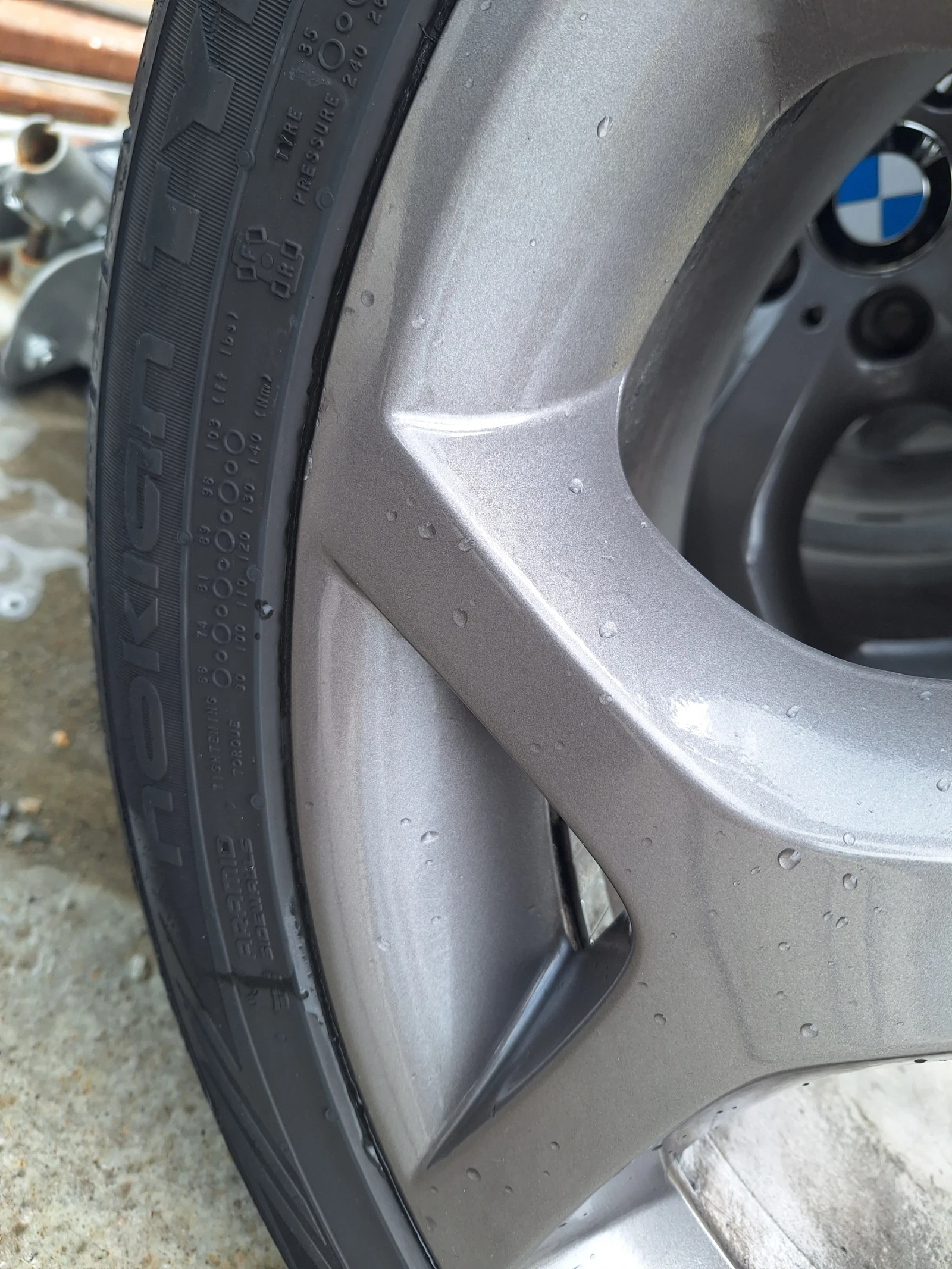 Гуми с джанти Nokian 275/40R20, снимка 13 - Гуми и джанти - 54580813