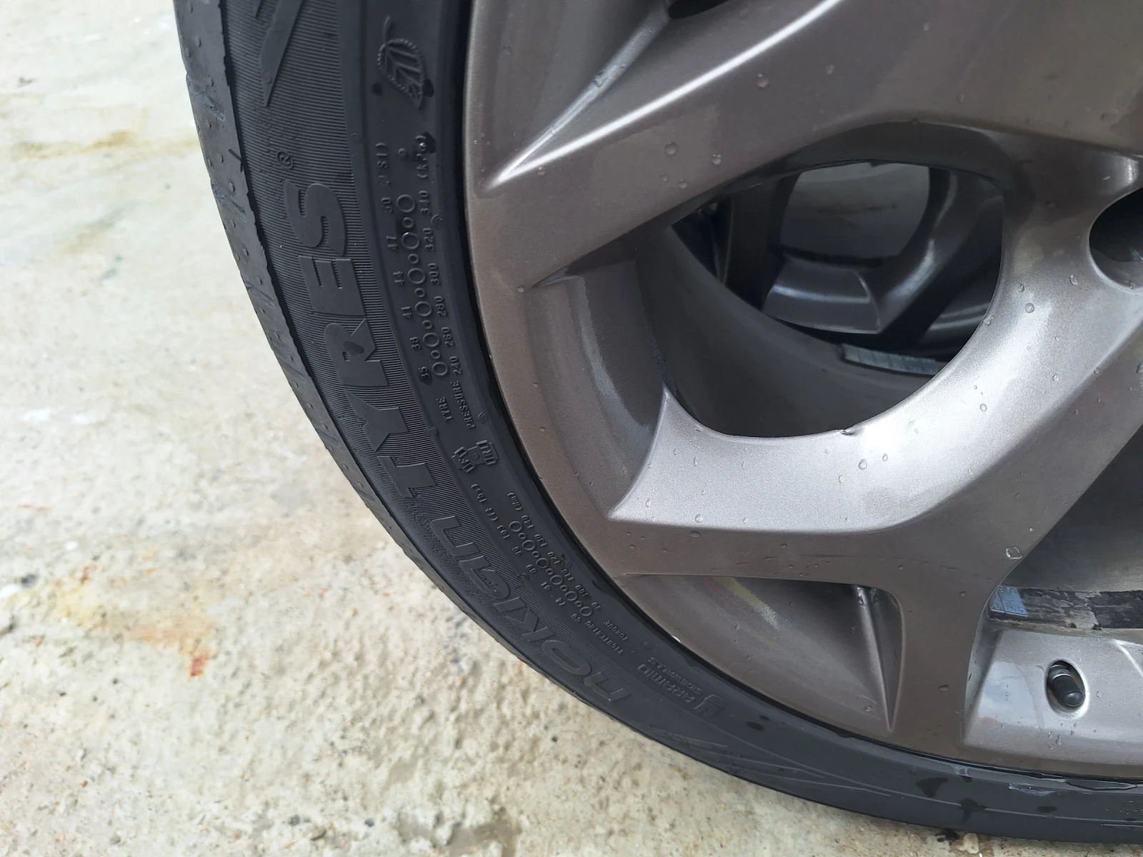 Гуми с джанти Nokian 275/40R20, снимка 11 - Гуми и джанти - 54580813