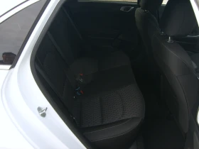 Kia Ceed 1, 6crdi automat mild hybrid, снимка 12