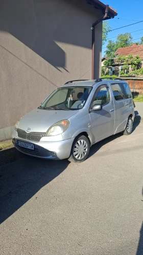 Toyota Yaris verso, снимка 1