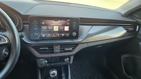 Skoda Scala FULL LED KEYLESS CARPLAY 63000 КМ., снимка 15