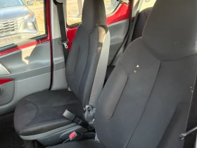 Toyota Aygo 1.0 й навиг., снимка 5