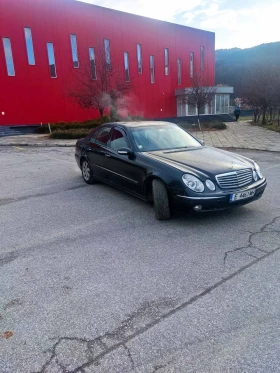     Mercedes-Benz E 270