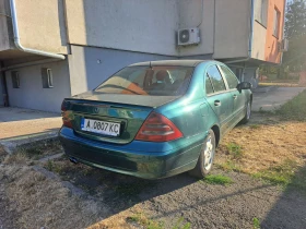 Mercedes-Benz C 200, снимка 3