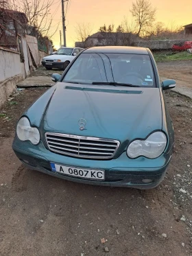 Mercedes-Benz C 200, снимка 1