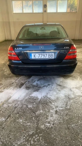 Mercedes-Benz E 270, снимка 8