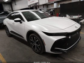 ������ Toyota Crown