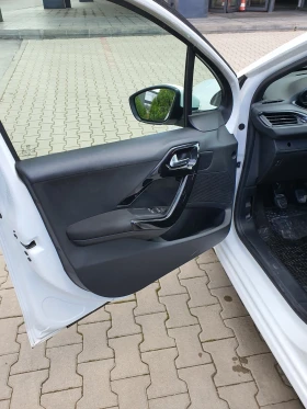 Peugeot 208 1.6 HDI 6B - 5760 € - 36308547 10