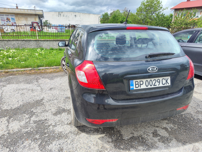 Kia Ceed, снимка 3 - Автомобили и джипове - 45321276