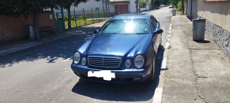 Mercedes-Benz CLK, снимка 1 - Автомобили и джипове - 46386398