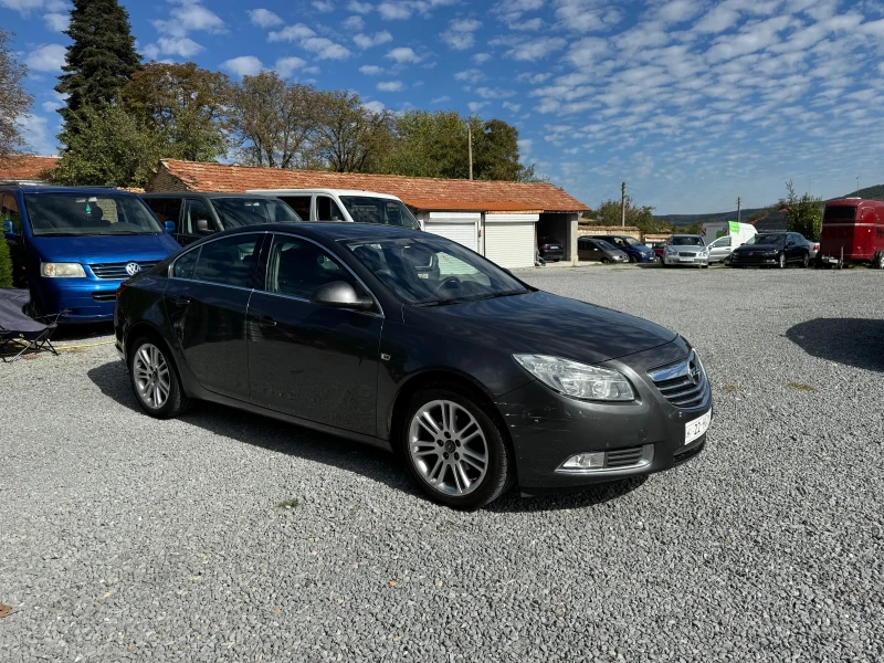 Opel Insignia, снимка 3 - Автомобили и джипове - 47595975