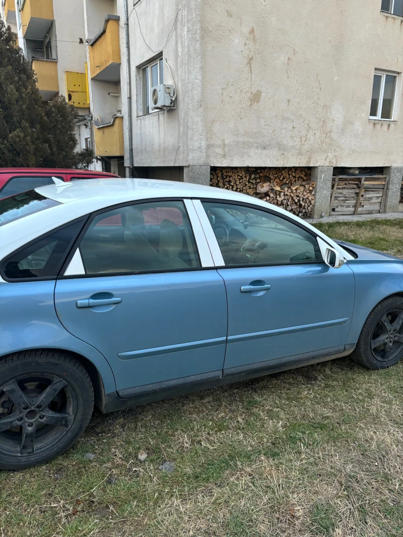 Volvo S40, снимка 12 - Автомобили и джипове - 48078632