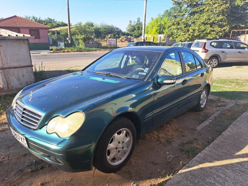 Mercedes-Benz C 200, снимка 4 - Автомобили и джипове - 48094192