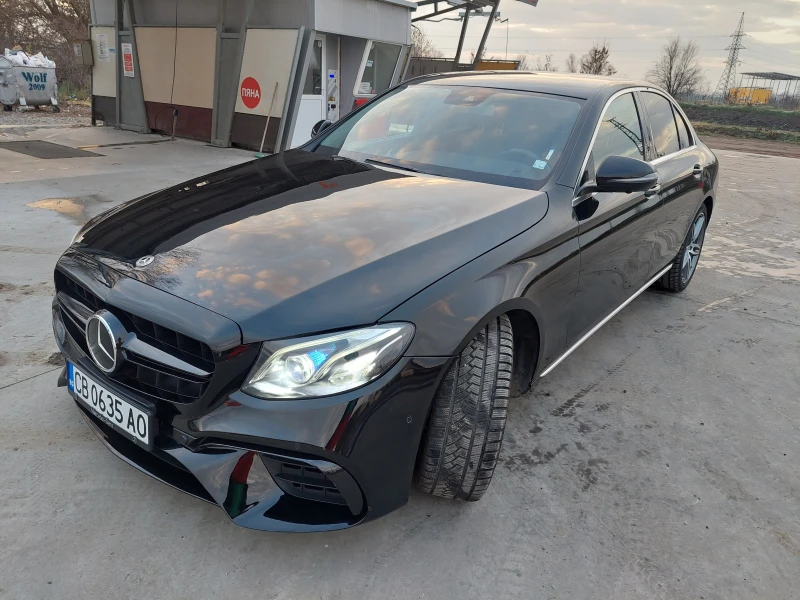 Mercedes-Benz E 220 UNIKAT, снимка 1 - Автомобили и джипове - 48340269