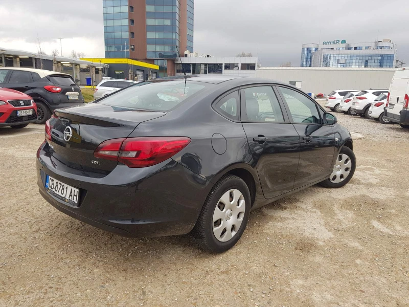 Opel Astra, снимка 4 - Автомобили и джипове - 48204240