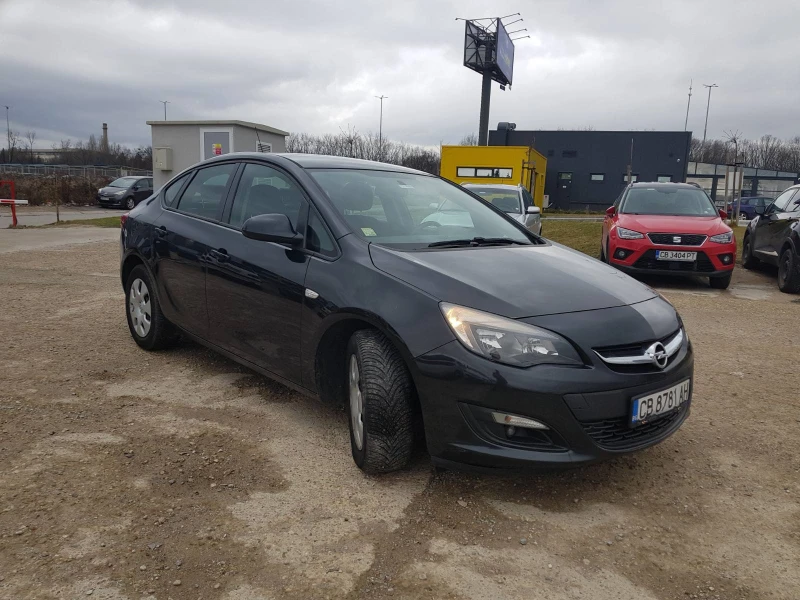 Opel Astra, снимка 5 - Автомобили и джипове - 48204240