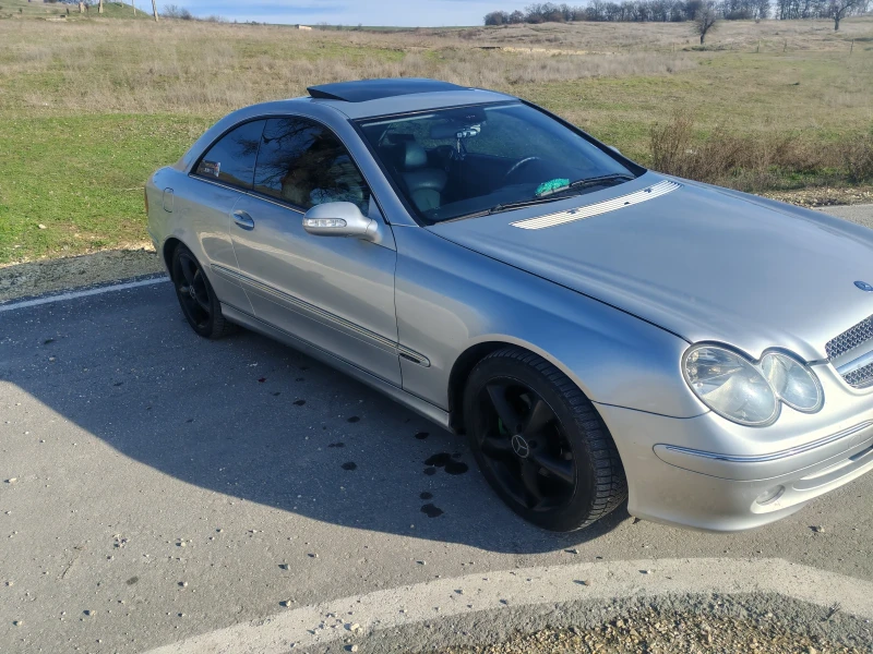 Mercedes-Benz CLK 270 CDI, снимка 8 - Автомобили и джипове - 48476688