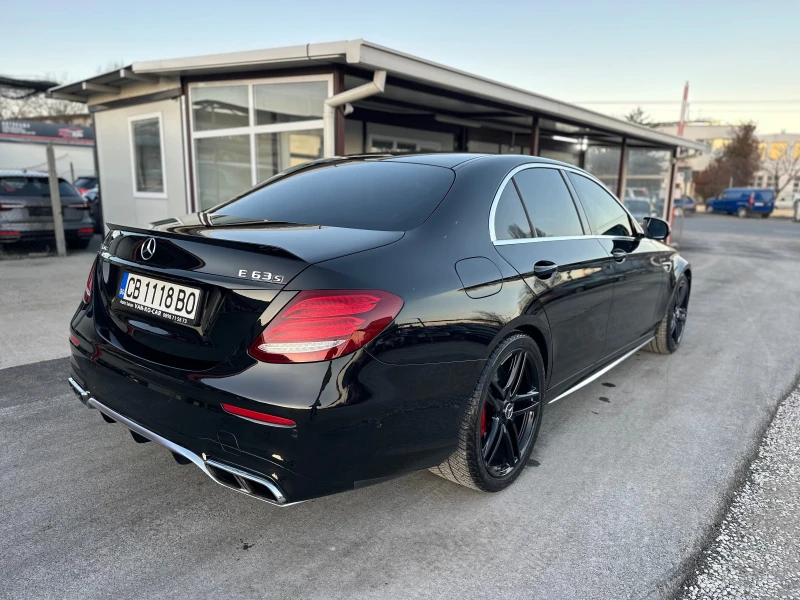 Mercedes-Benz E 63 AMG S 612к.с 4matic+ CARBON, снимка 2 - Автомобили и джипове - 48619262