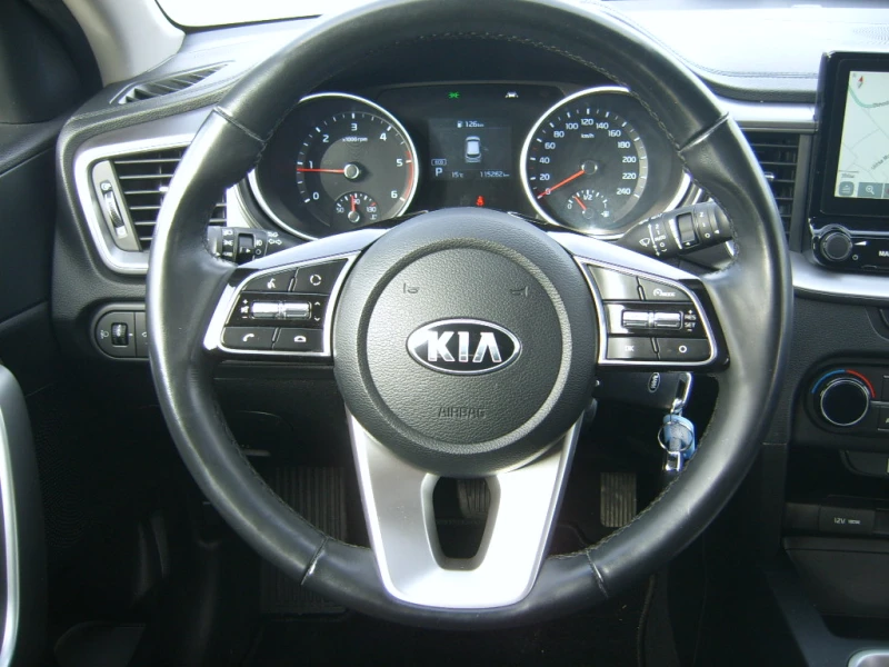 Kia Ceed 1, 6crdi automat hybrid, снимка 14 - Автомобили и джипове - 48814919