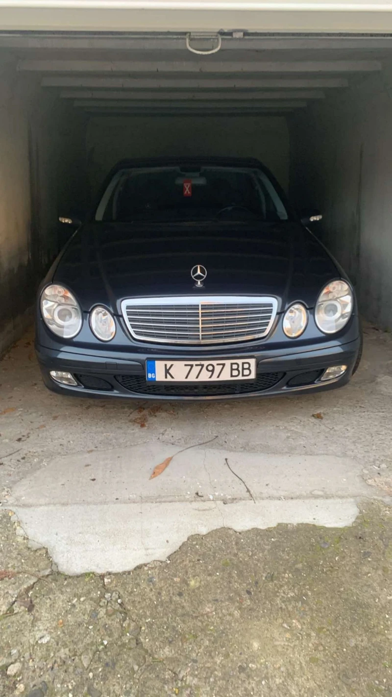 Mercedes-Benz E 270, снимка 16 - Автомобили и джипове - 49307957