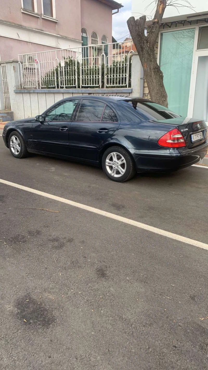 Mercedes-Benz E 270, снимка 2 - Автомобили и джипове - 49307957