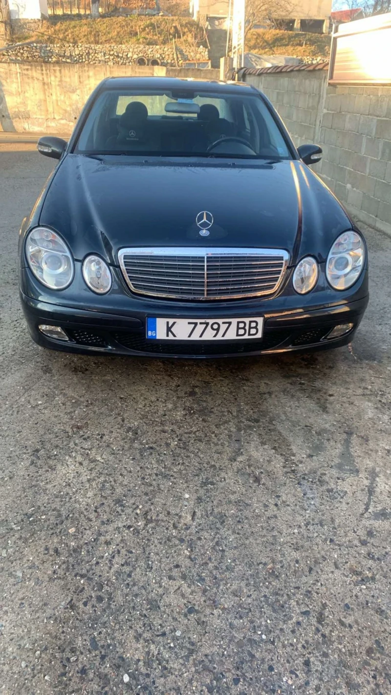 Mercedes-Benz E 270, снимка 10 - Автомобили и джипове - 49307957