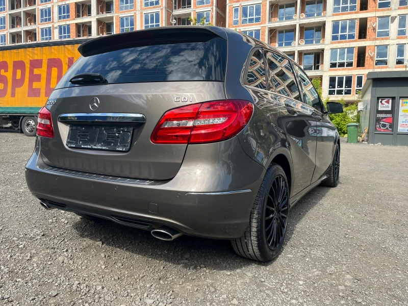 Mercedes-Benz B 200 AMG OPTIC PREMIUM , снимка 4 - Автомобили и джипове - 50305633