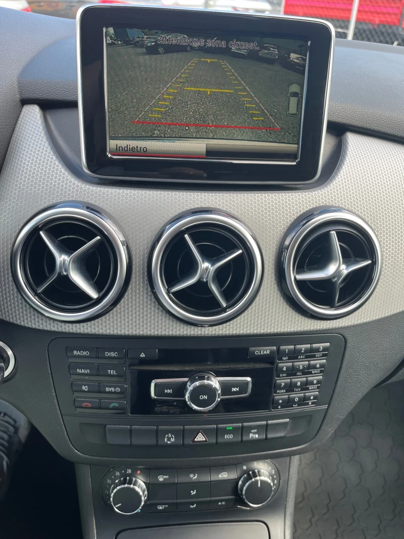 Mercedes-Benz B 200 AMG OPTIC PREMIUM , снимка 12 - Автомобили и джипове - 50305633