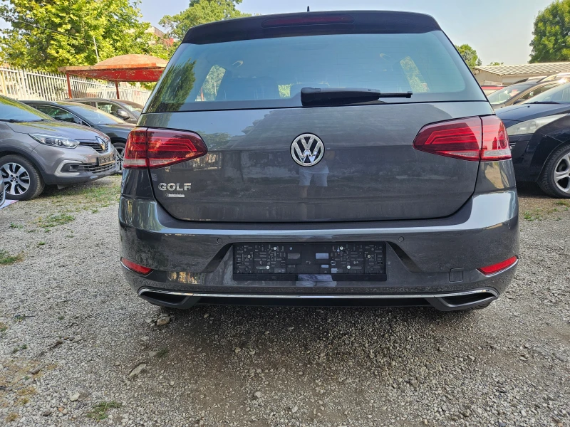 VW Golf 1.5 TSI, снимка 8 - Автомобили и джипове - 51140389