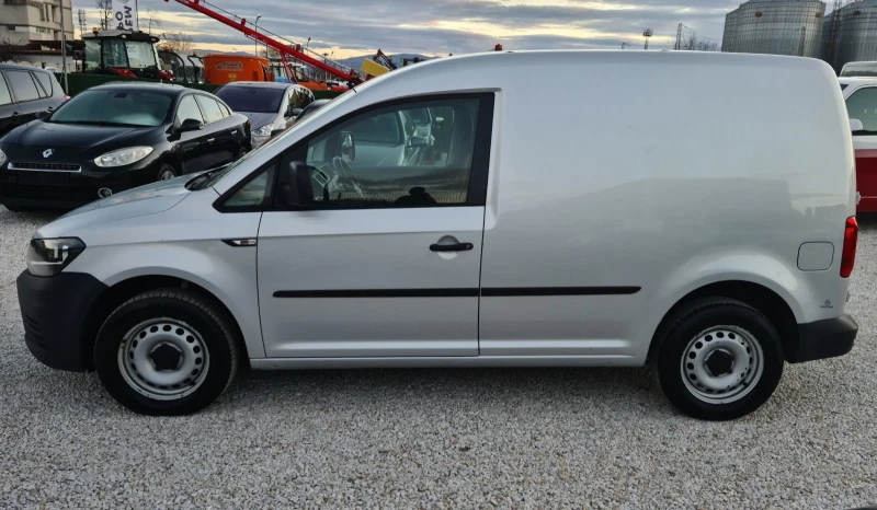 VW Caddy 2.0 TDI, снимка 8 - Автомобили и джипове - 52771840