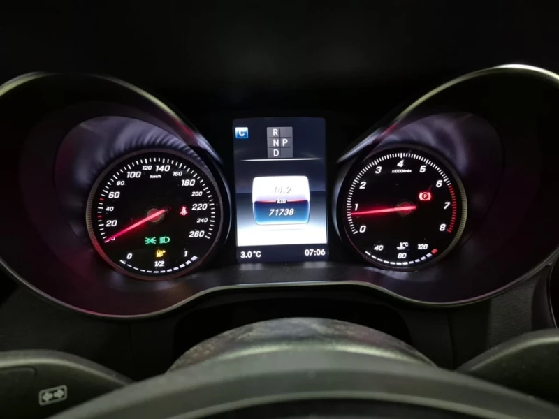 Mercedes-Benz C 300 * CARFAX * ЦЕНА ДО БГ, снимка 7 - Автомобили и джипове - 53205665