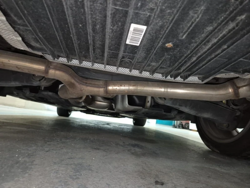 Mercedes-Benz C 300 * CARFAX * ЦЕНА ДО БГ, снимка 14 - Автомобили и джипове - 53205665