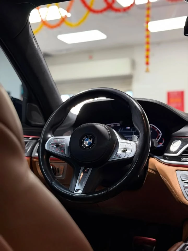 BMW 750 CARFAX* АВТОФИНАНСИРАНЕ* БЕЗ ПЪРВОНАЧАЛНА ВНОСКА* , снимка 17 - Автомобили и джипове - 52863145