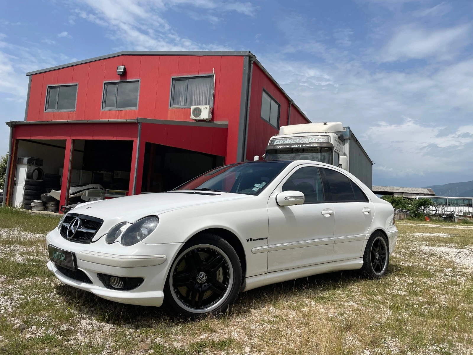 Mercedes-Benz C 32 AMG ГАРАЖЕН ОБСЛУЖЕН ОТ ДО - [1] 