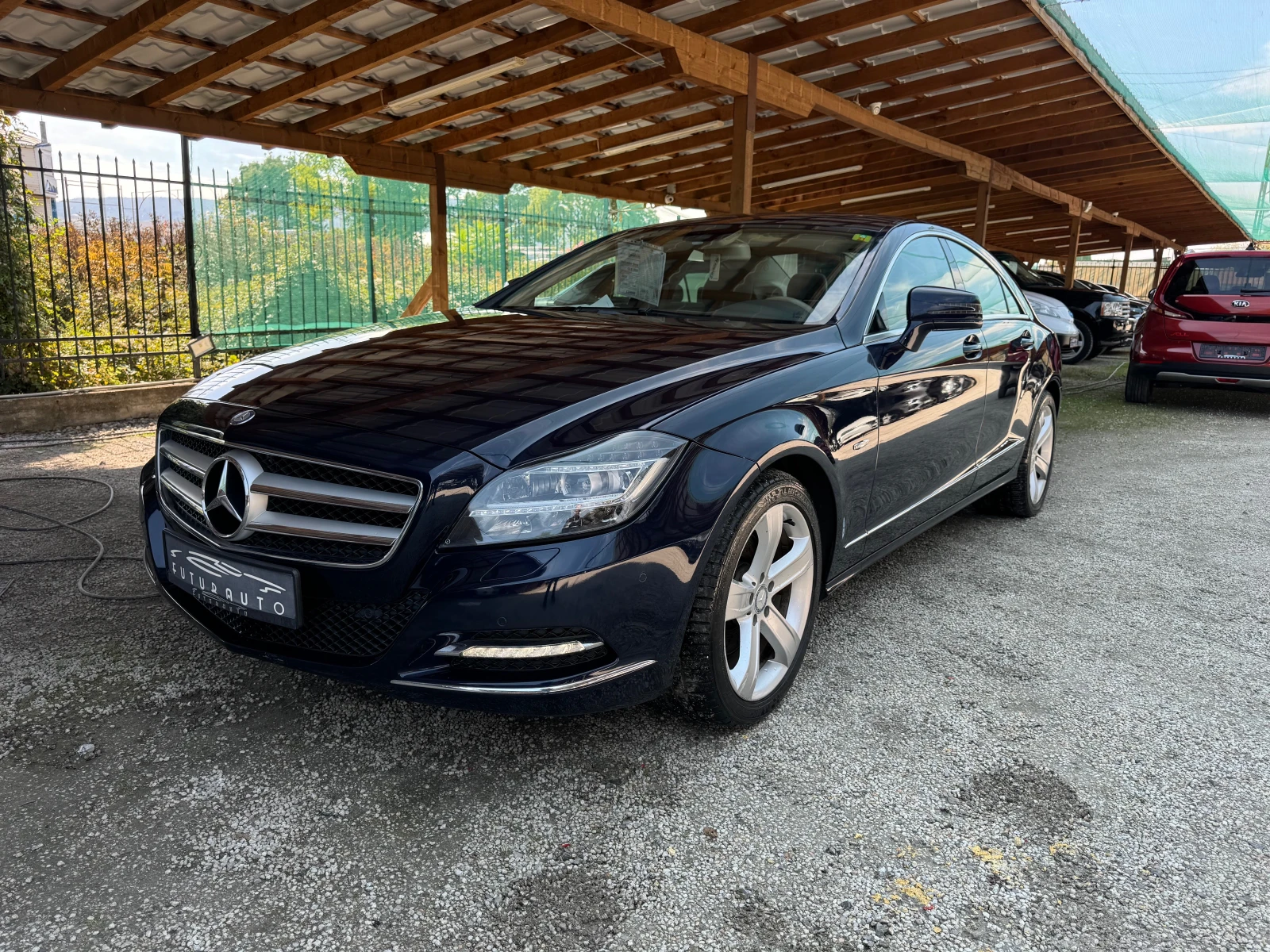 Mercedes-Benz CLS 350 i 125000km.УНИКАТ внос ШВЕЙЦАРИЯ - изображение 5