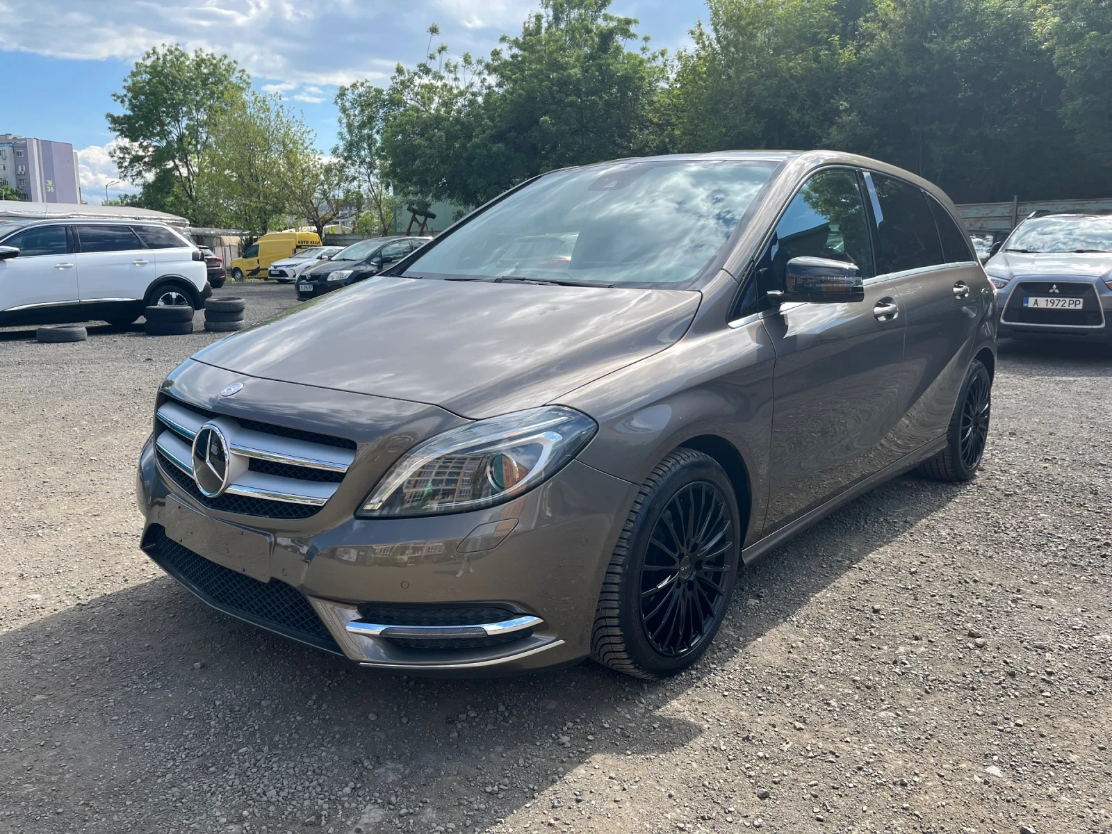 Mercedes-Benz B 200 AMG OPTIC PREMIUM  - изображение 2