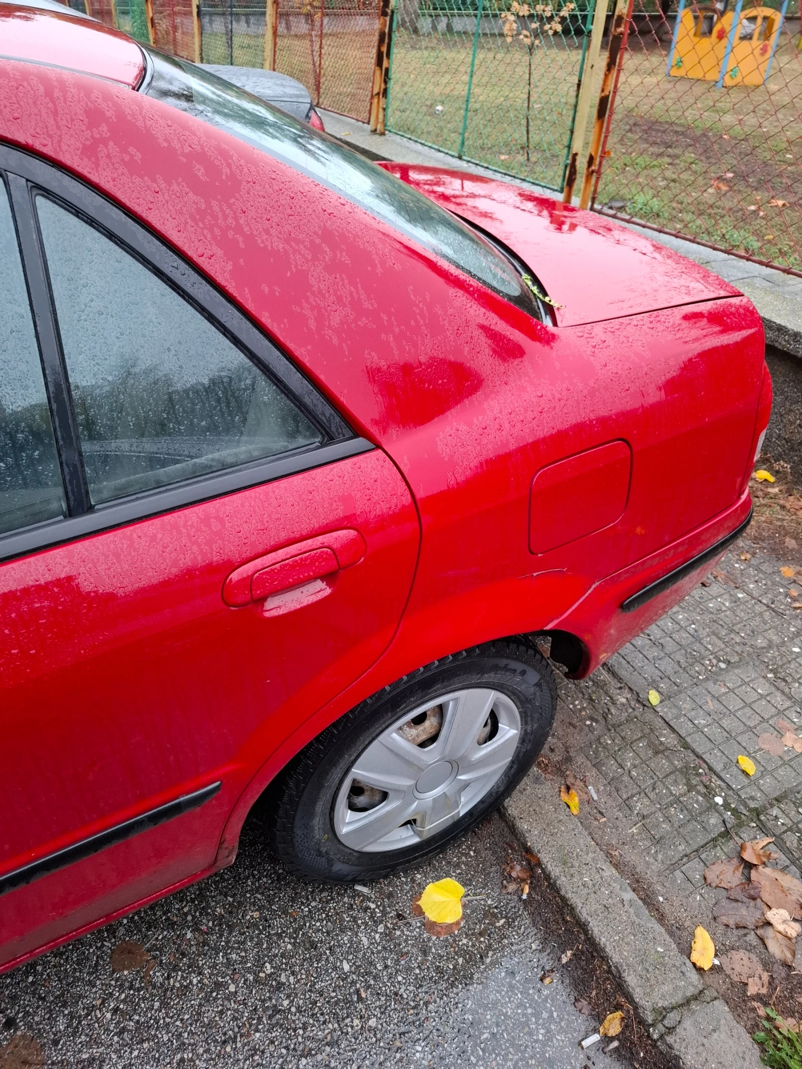Mazda 323  - изображение 3