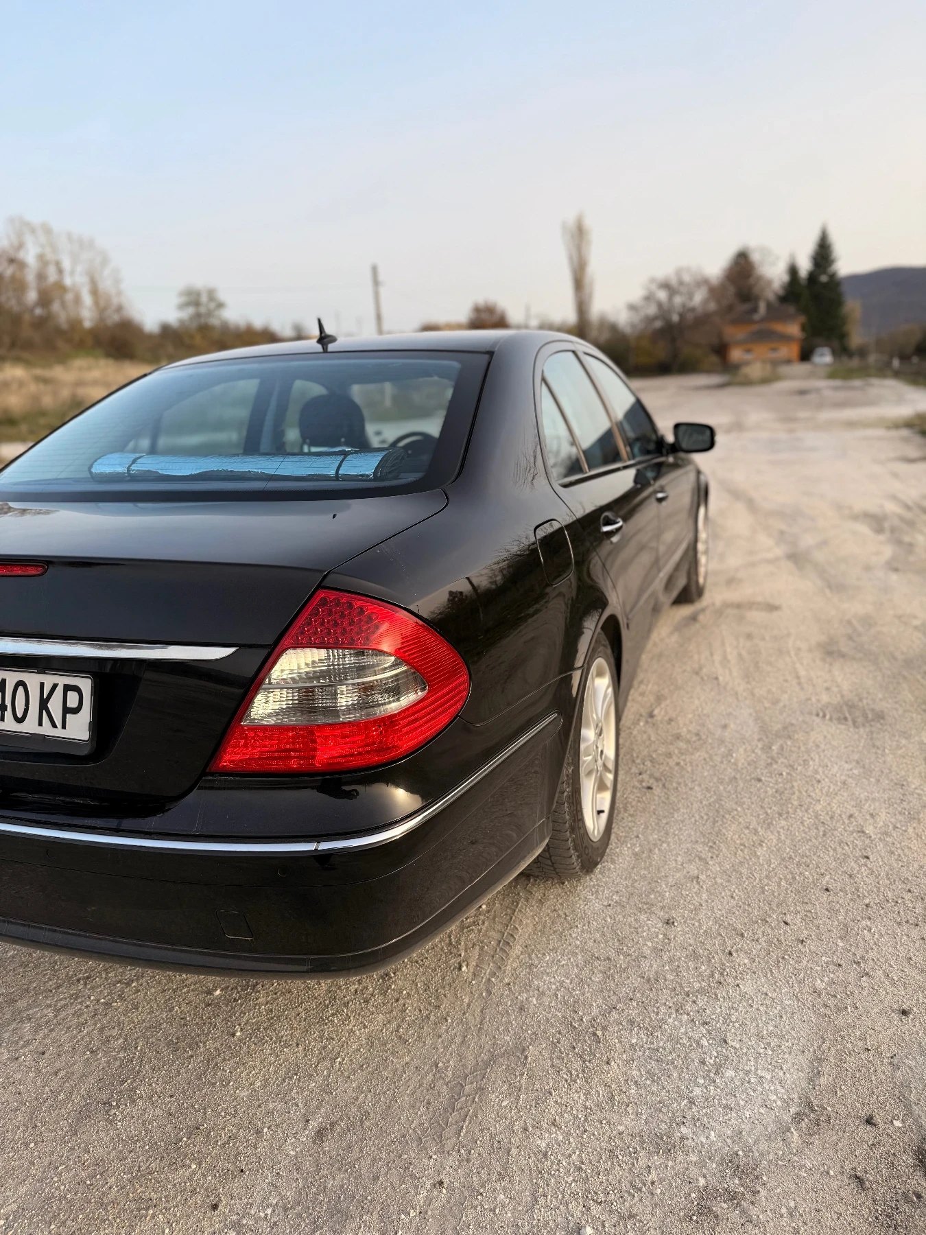 Mercedes-Benz E 350  - изображение 3