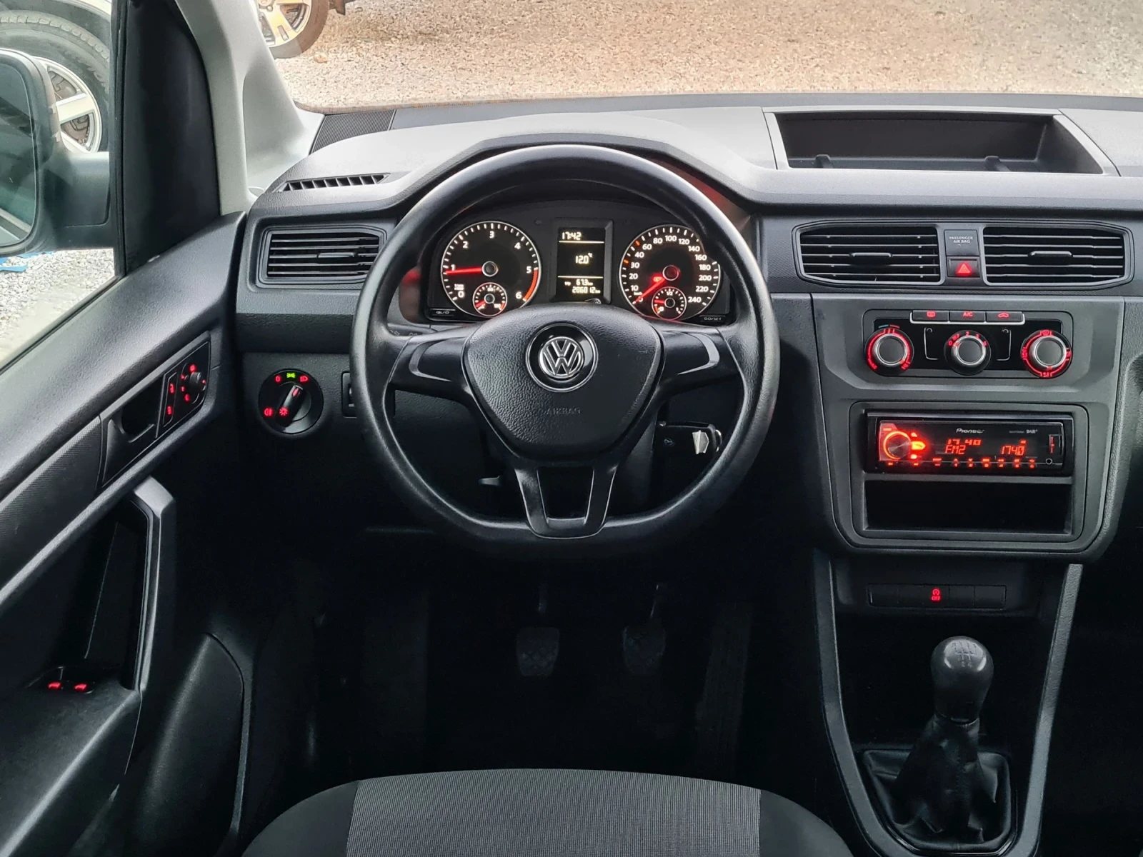 VW Caddy 2.0 TDI | Mobile.bg � ����������� 12