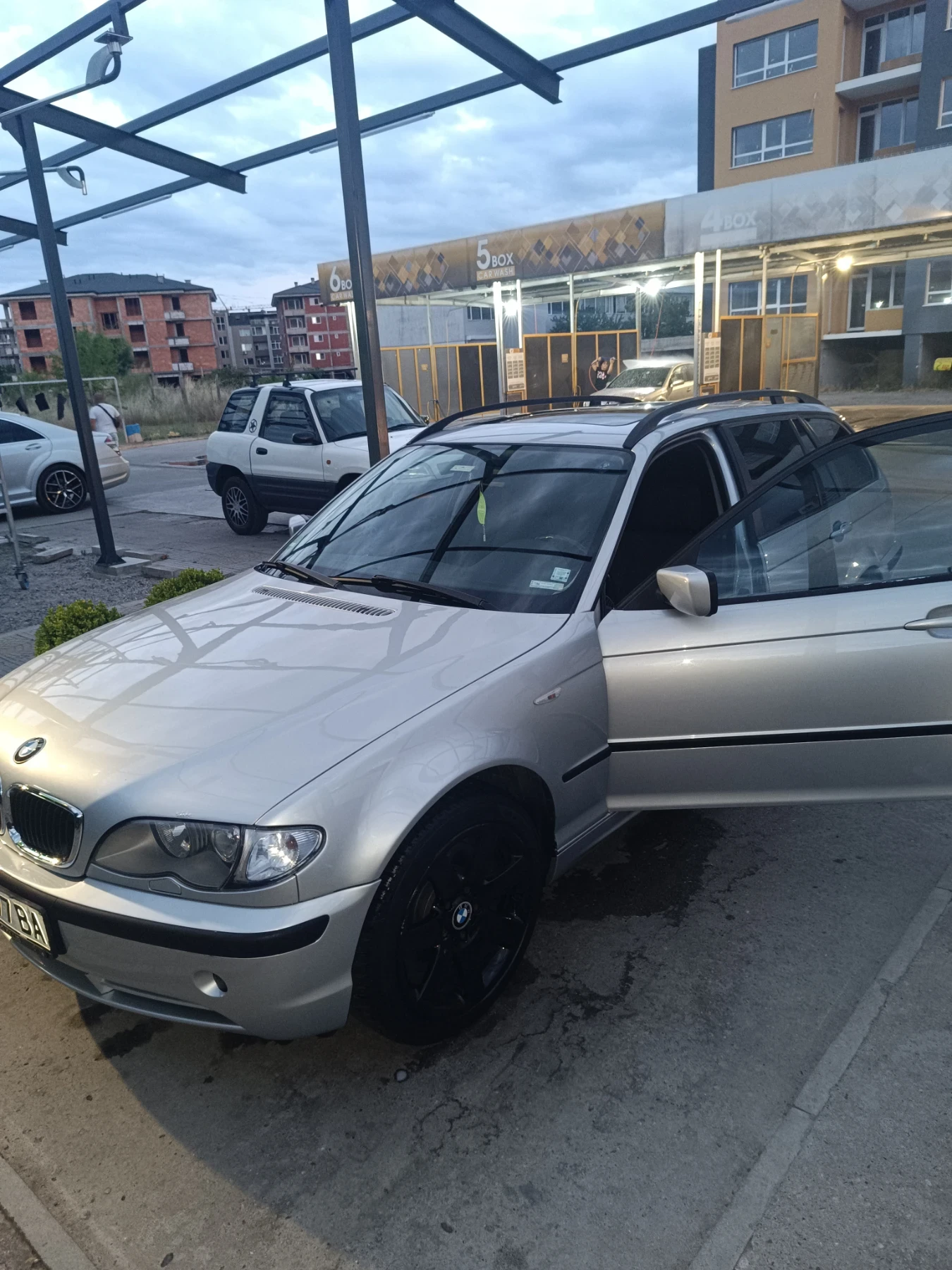 BMW 330 XI - изображение 3