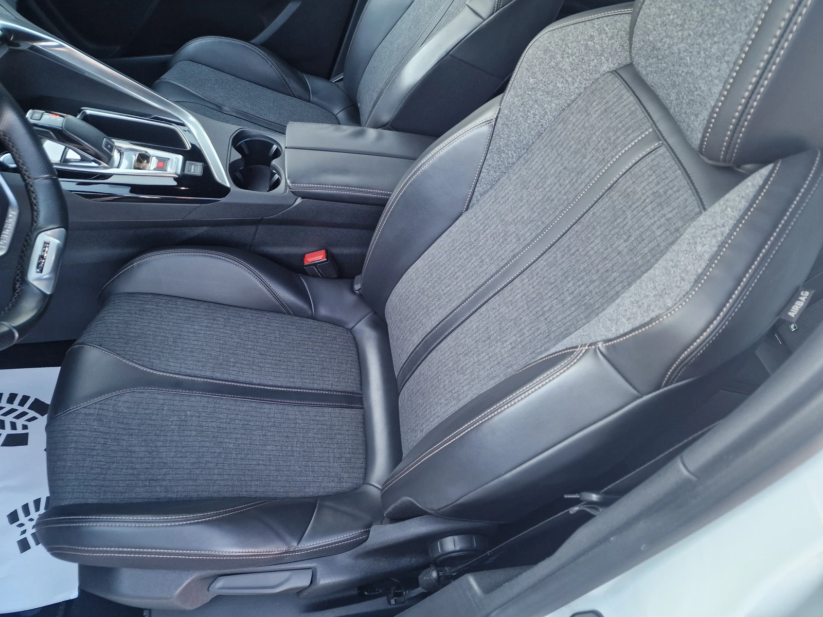 Peugeot 3008 1.6 БЕНЗИН-AUTOMATIC-GT-LINE - изображение 6