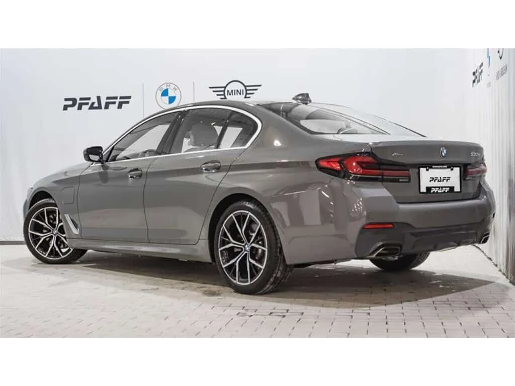 BMW 530E * xDrive Premium Essential Package M Sport Pack *  | Mobile.bg � ����������� 5