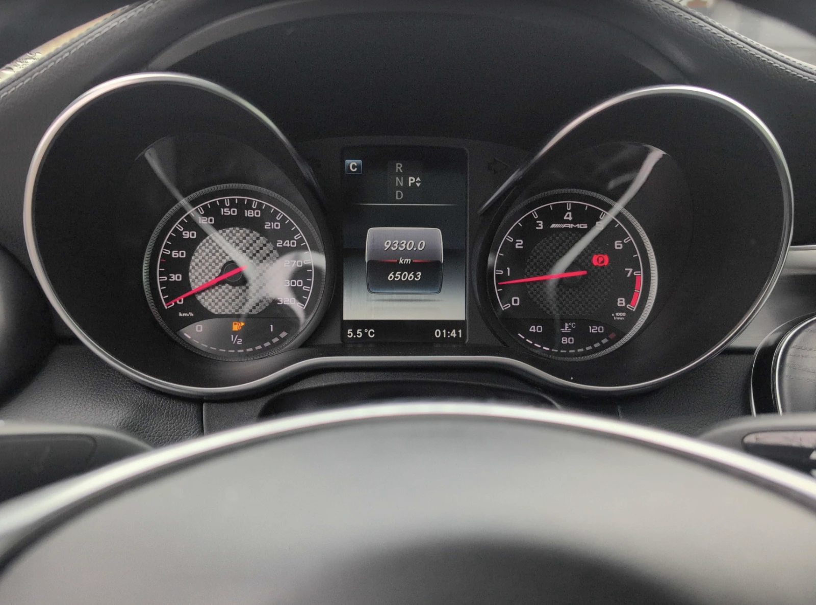 Mercedes-Benz C 63 AMG CARFAX* Подгрев* Обдухване* Кейлес* Blind Spot* , снимка 13 - Автомобили и джипове - 54001224